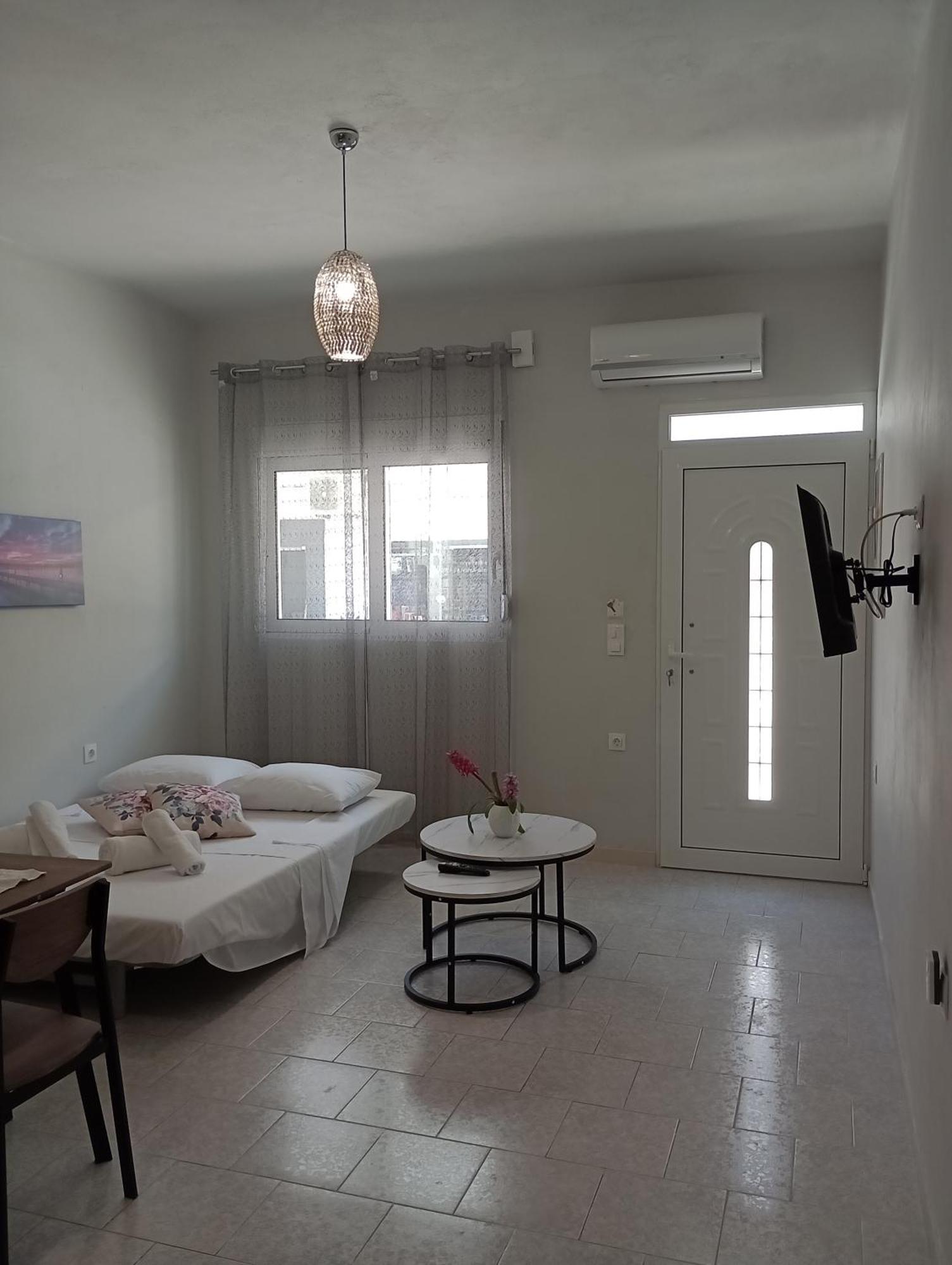 Cozy Kremasti Apartment 외부 사진